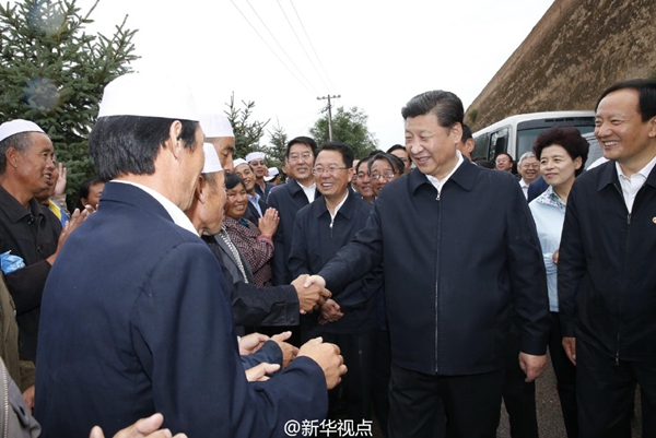 習(xí)近平：緬懷先烈、不忘初心，走好新的長(zhǎng)征路