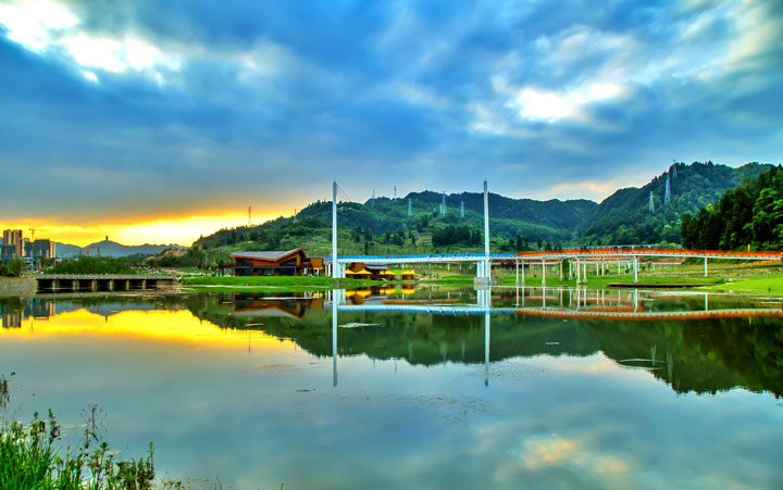 習(xí)水縣東風(fēng)湖濕地公園。