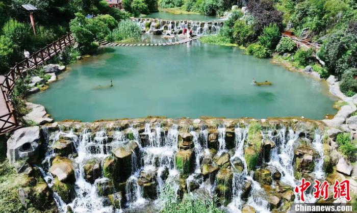 圖為明湖國(guó)家濕地公園 供圖 點(diǎn)擊進(jìn)入下一頁